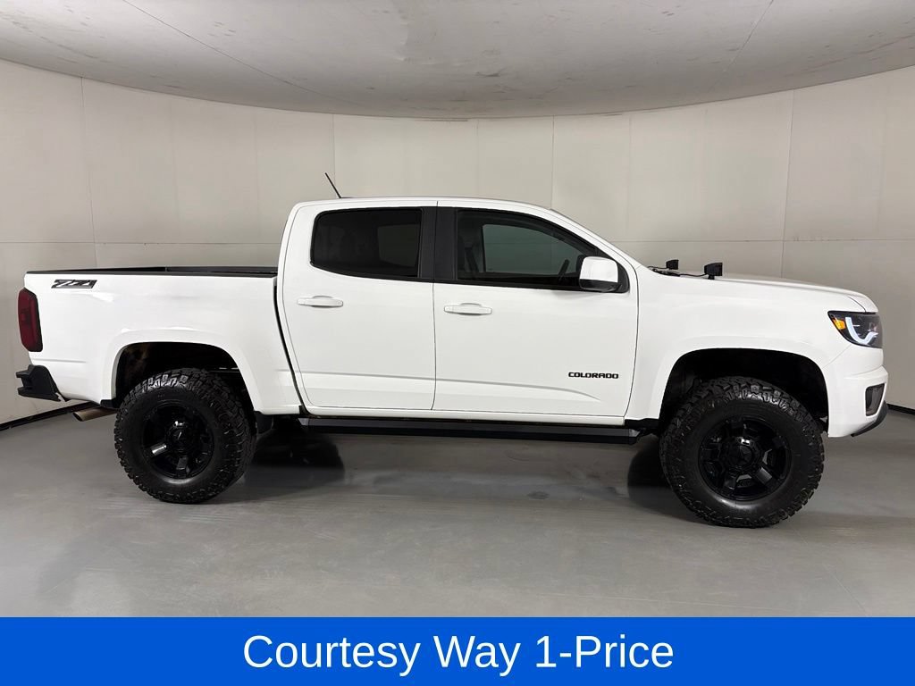Used 2016 Chevrolet Colorado Z71 AWD/4WD image 12