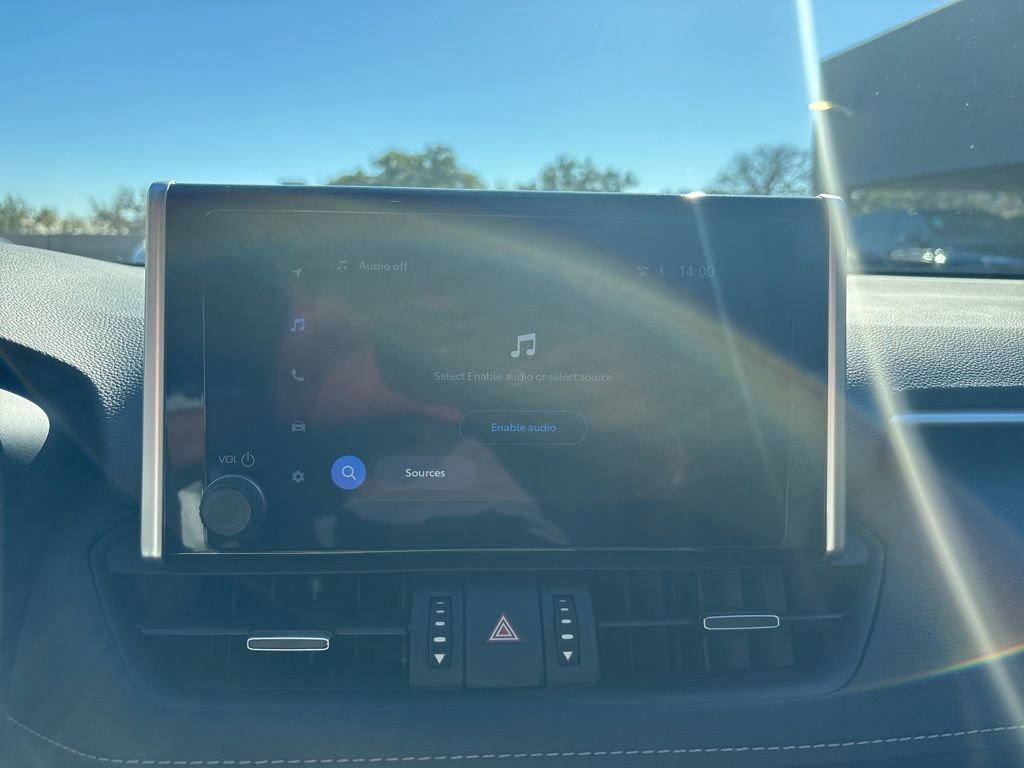 Used 2025 Toyota RAV4 XLE Premium image 19