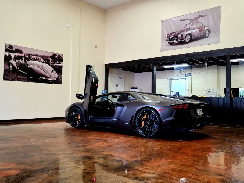 Used 2012 Lamborghini Aventador LP 700-4 image 96