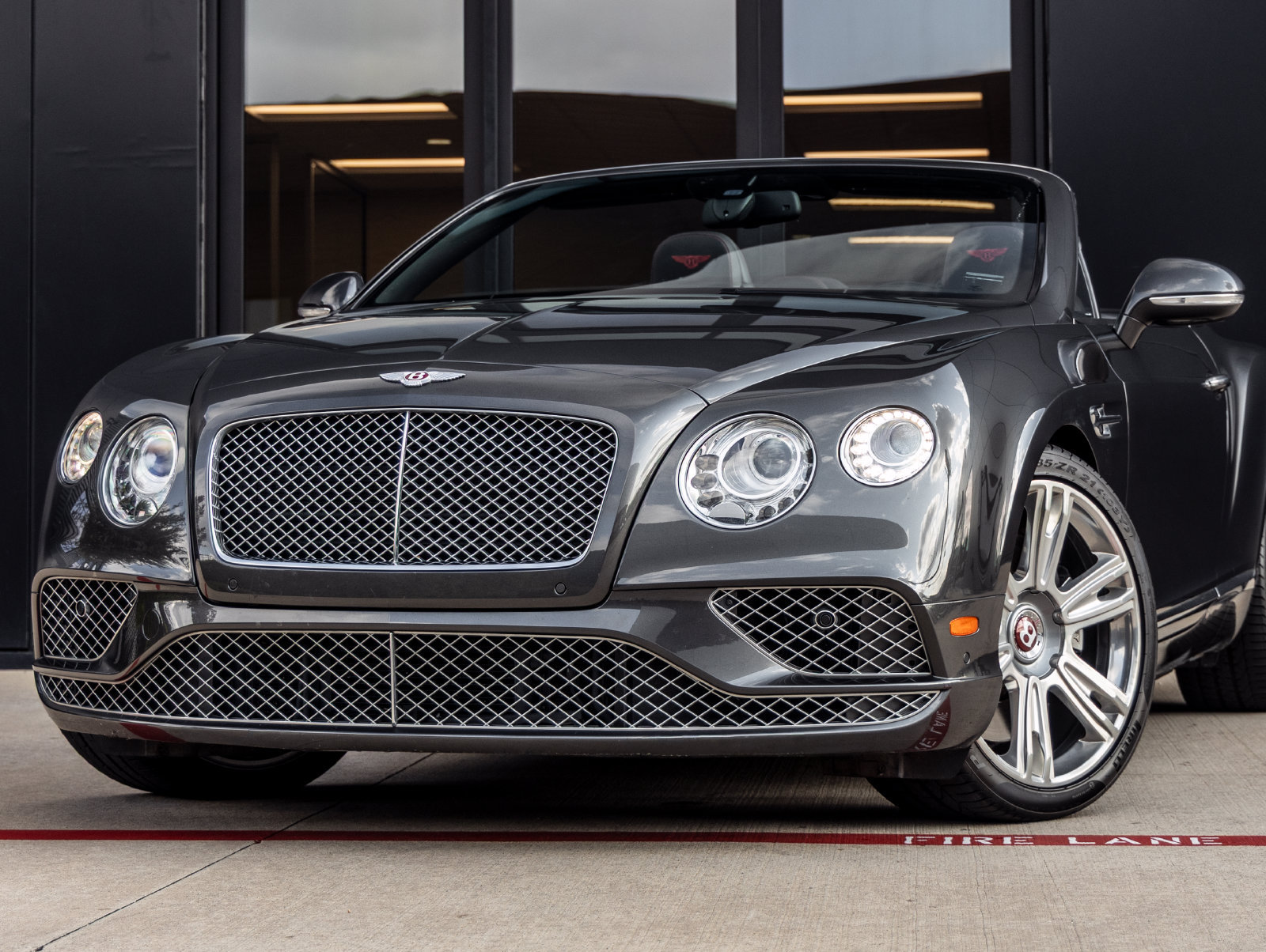 Used 2017 Bentley Continental GT AWD/4WD image 3