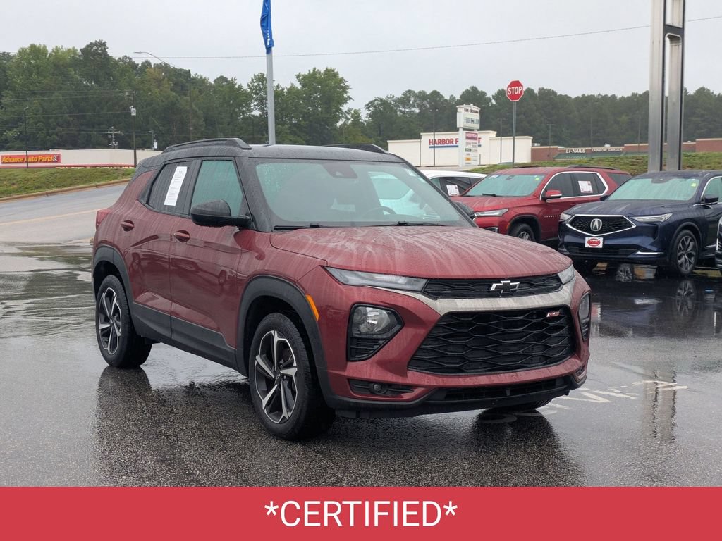 Used 2023 Chevrolet TrailBlazer RS w/ Convenience Package AWD/4WD image 2