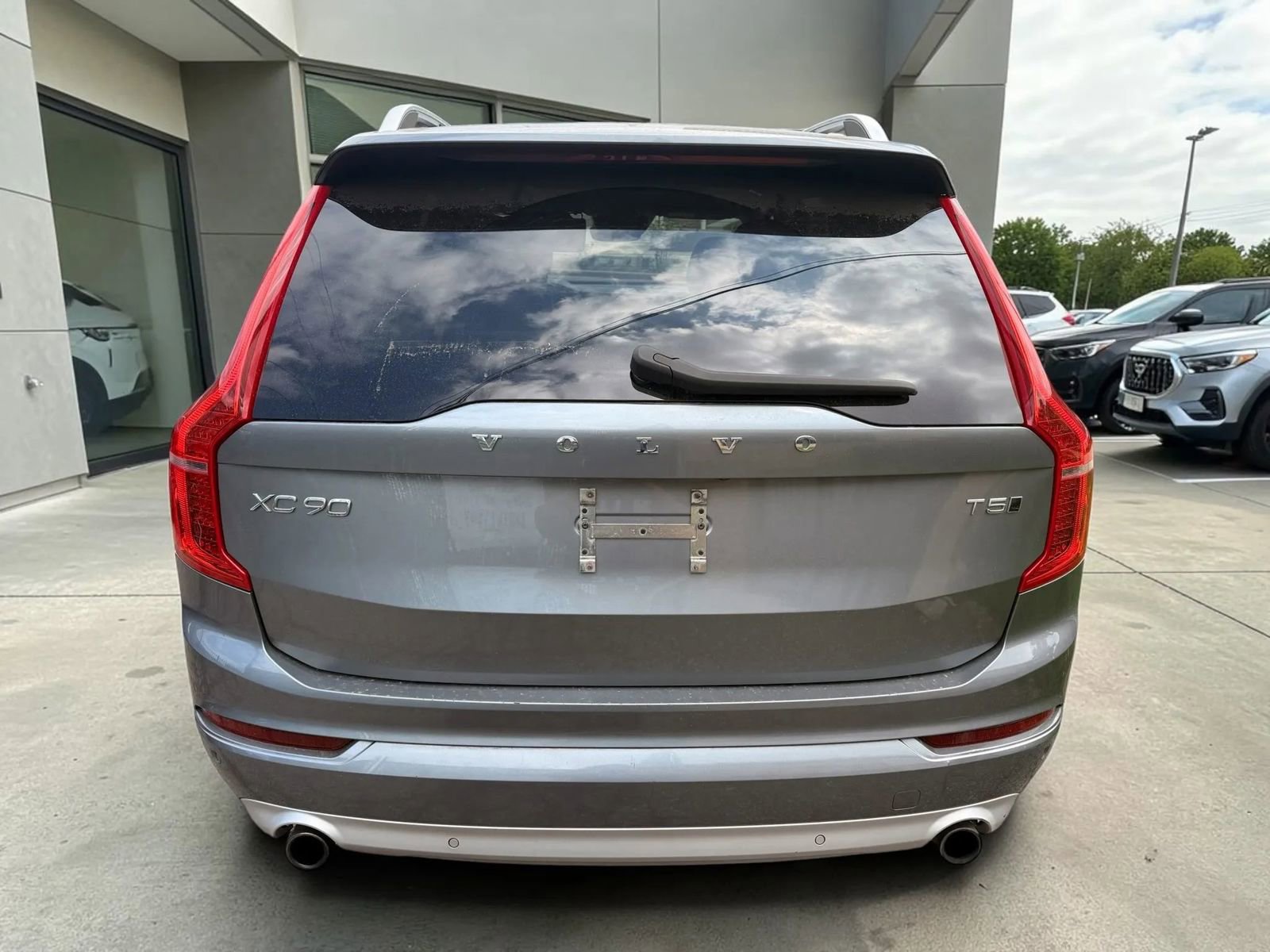 Used 2019 Volvo XC90 T5 Momentum AWD/4WD image 6