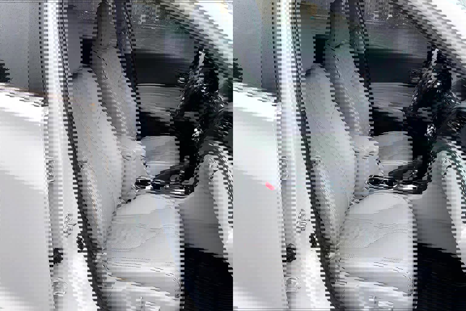 Used 2021 Acura ILX w/ Premium Package image 10