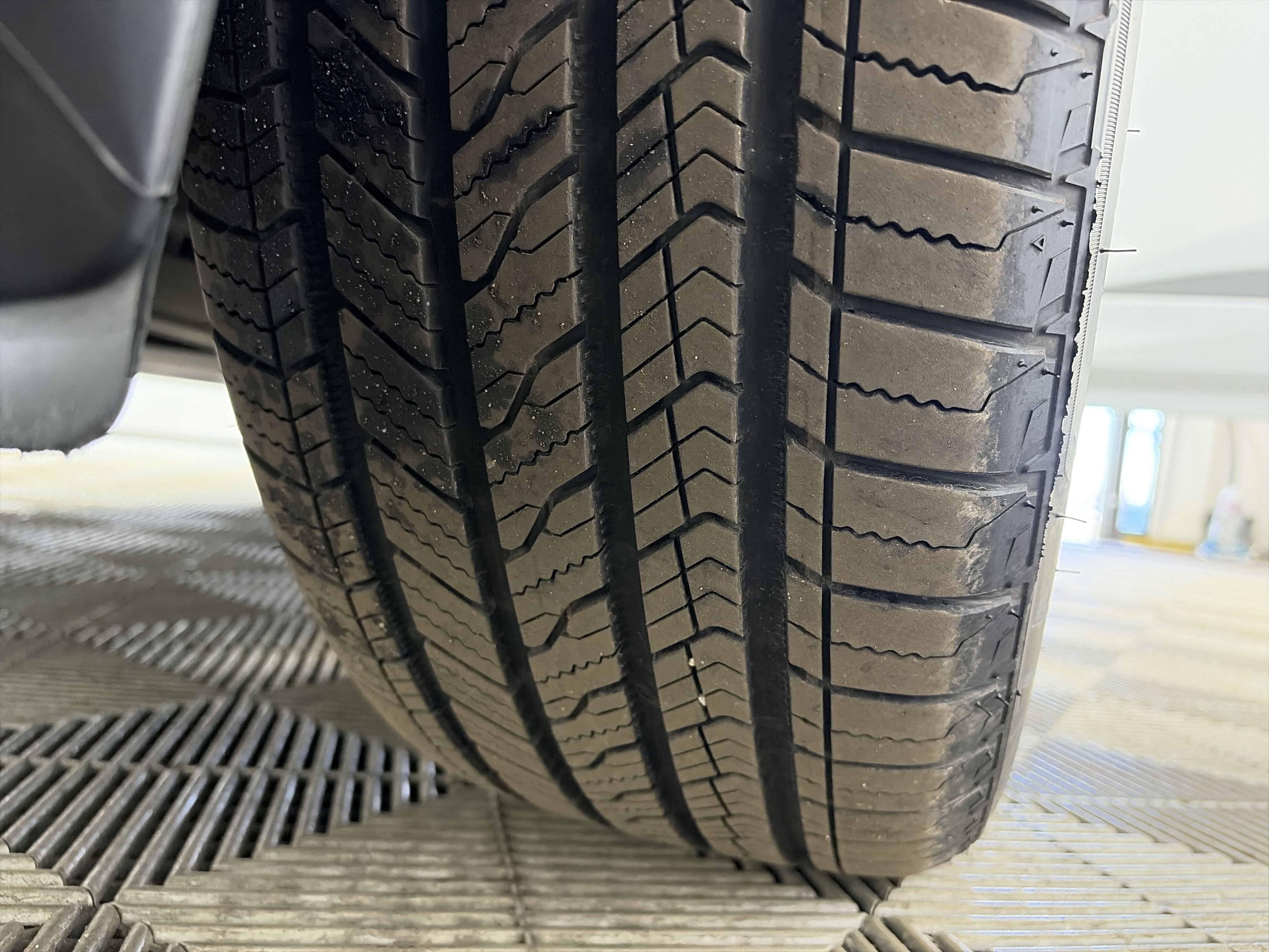 Used 2025 Audi Q5 Premium w/ Convenience Package image 12