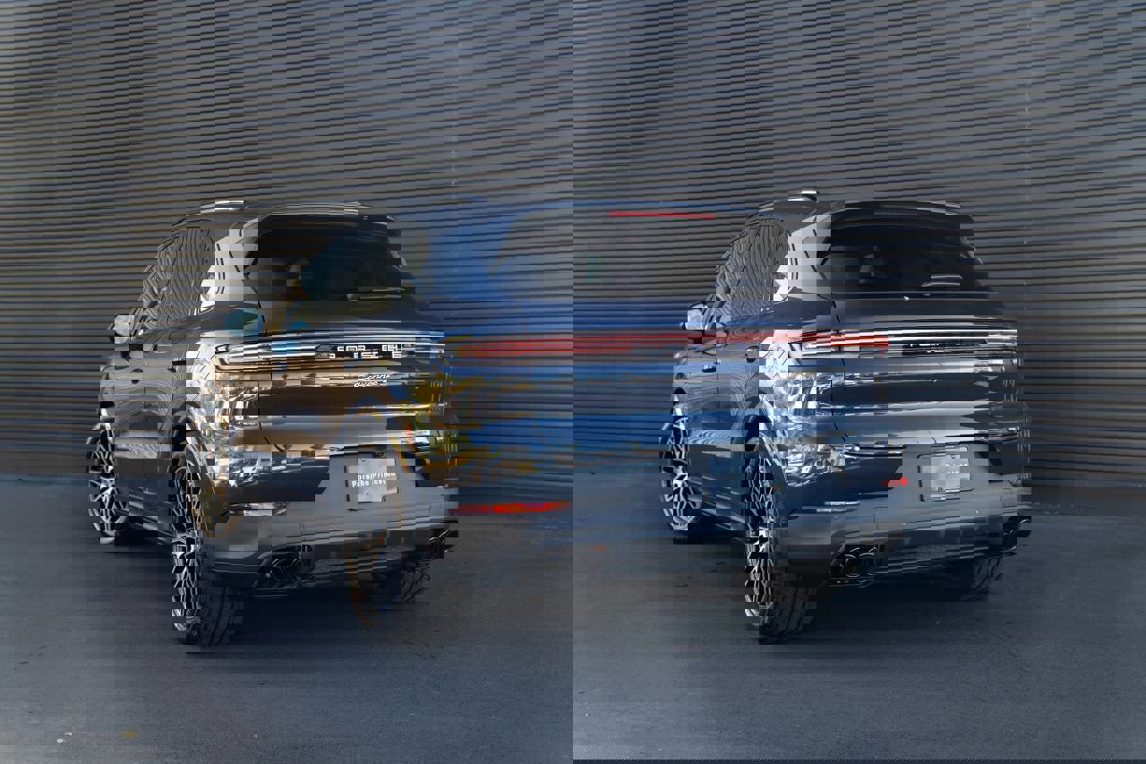 New 2026 Porsche Cayenne S image 3