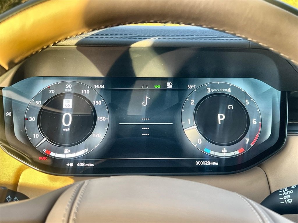 New 2026 Land Rover Range Rover Long Wheelbase SE image 24