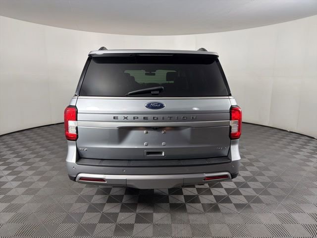 Used 2024 Ford Expedition Max XLT RWD image 9