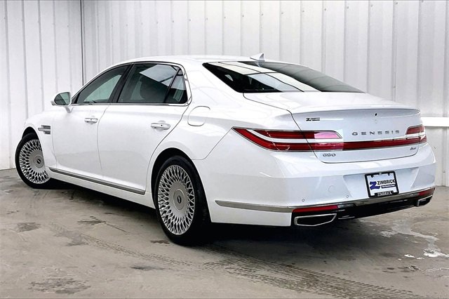 Used 2021 Genesis G90 3.3T Premium image 11