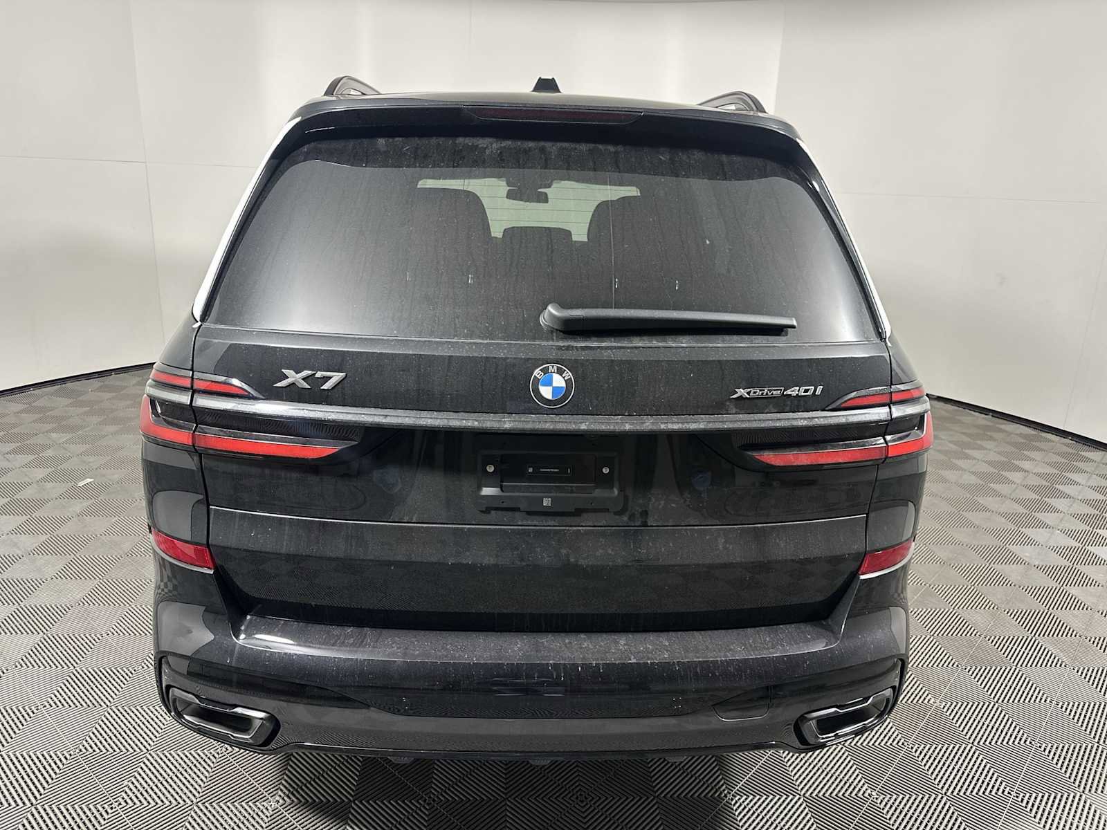 New 2026 BMW X7 xDrive40i w/ M Sport Package image 2