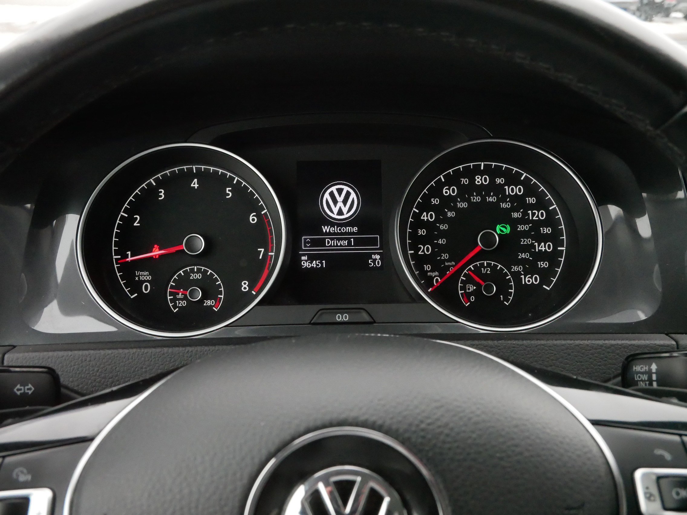 Used 2018 Volkswagen Golf Alltrack SE image 21