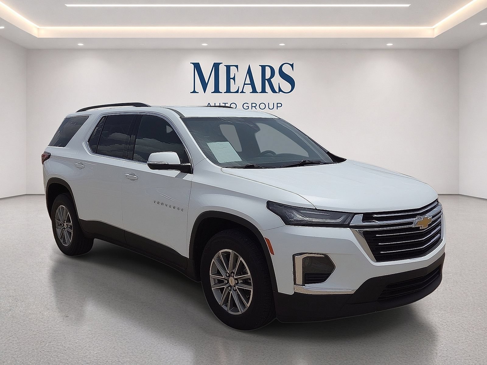 Used 2023 Chevrolet Traverse LT AWD/4WD image 7