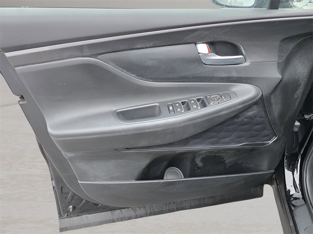 Used 2023 Hyundai Santa Fe SE image 17