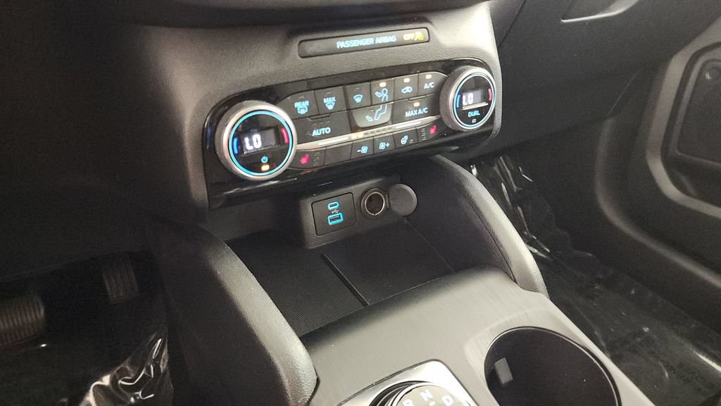 Used 2021 Ford Escape SE w/ Convenience Package AWD/4WD image 16