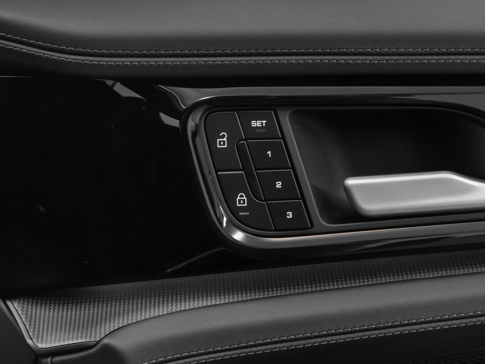 Certified 2025 Porsche Panamera Turbo image 27