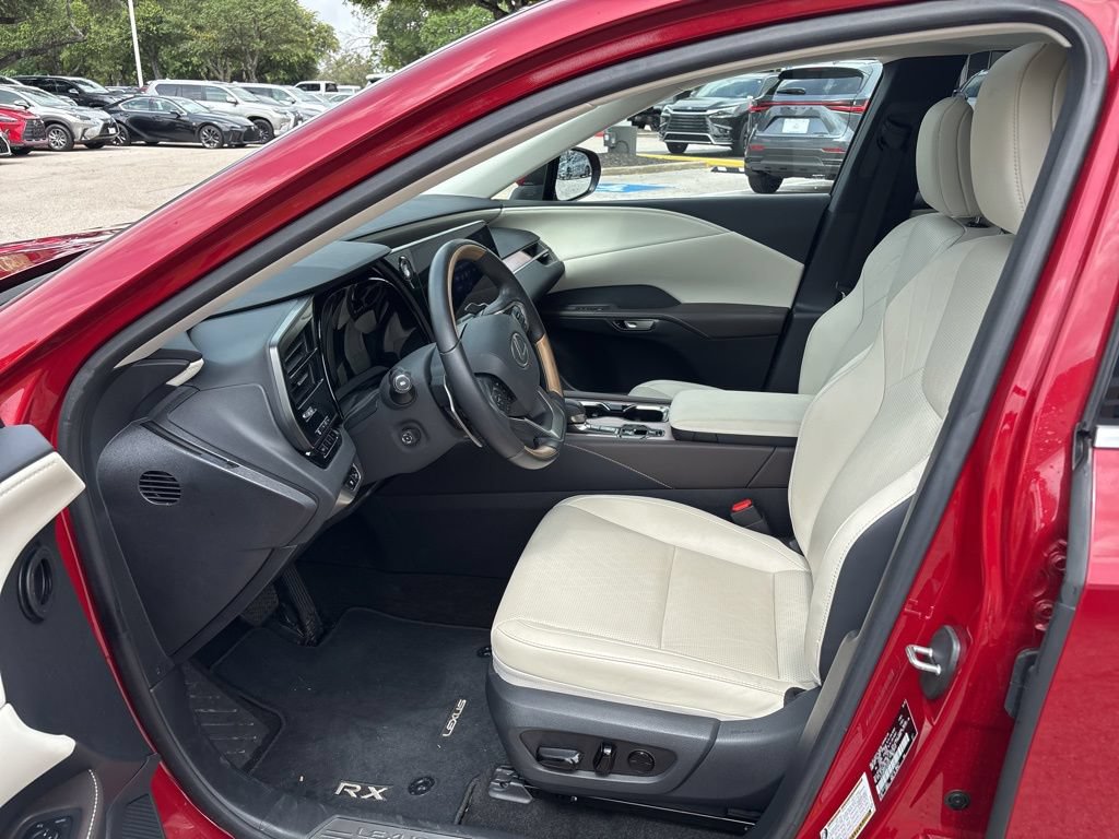 Certified 2025 Lexus RX 350 FWD image 19