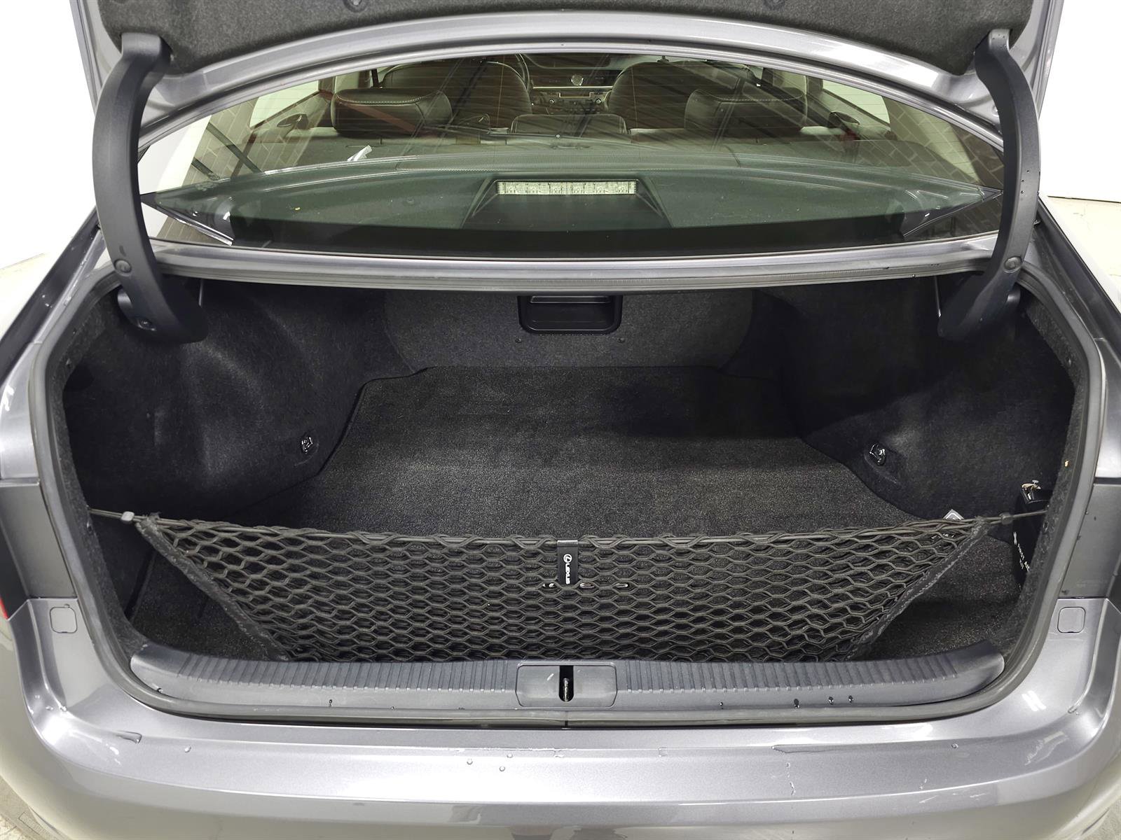 Used 2013 Lexus ES 350 w/ Luxury Pkg FWD image 7