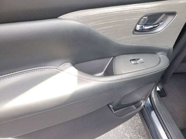 Used 2017 Nissan Murano SL AWD/4WD image 16