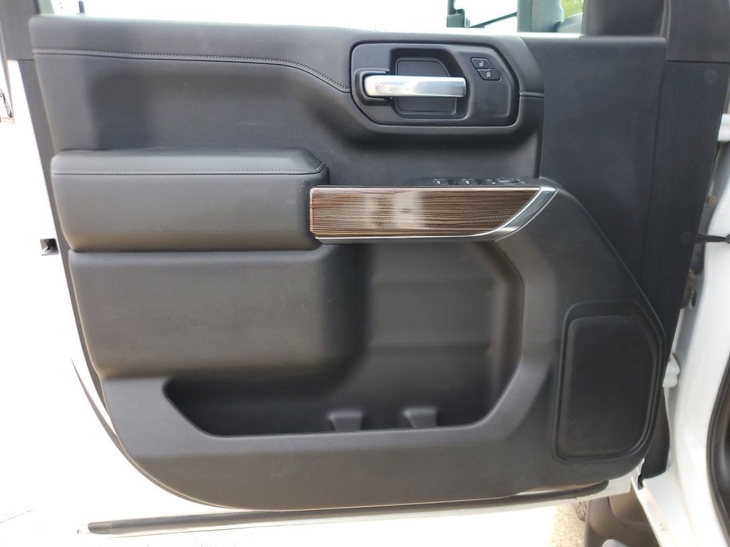 Used 2021 Chevrolet Silverado 2500 LT w/ Fleet Comfort Package image 16