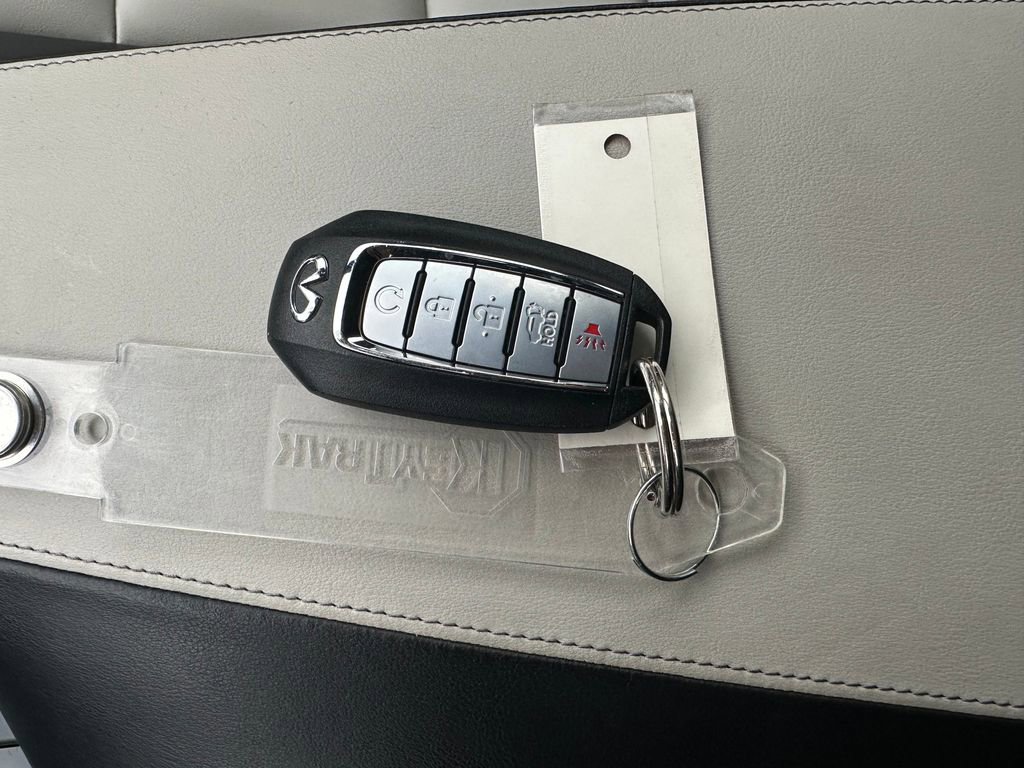 Used 2022 INFINITI QX55 Luxe w/ Cargo Package image 9