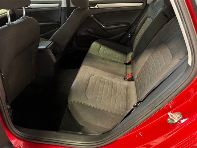 Used 2021 Volkswagen Passat 2.0T S image 16