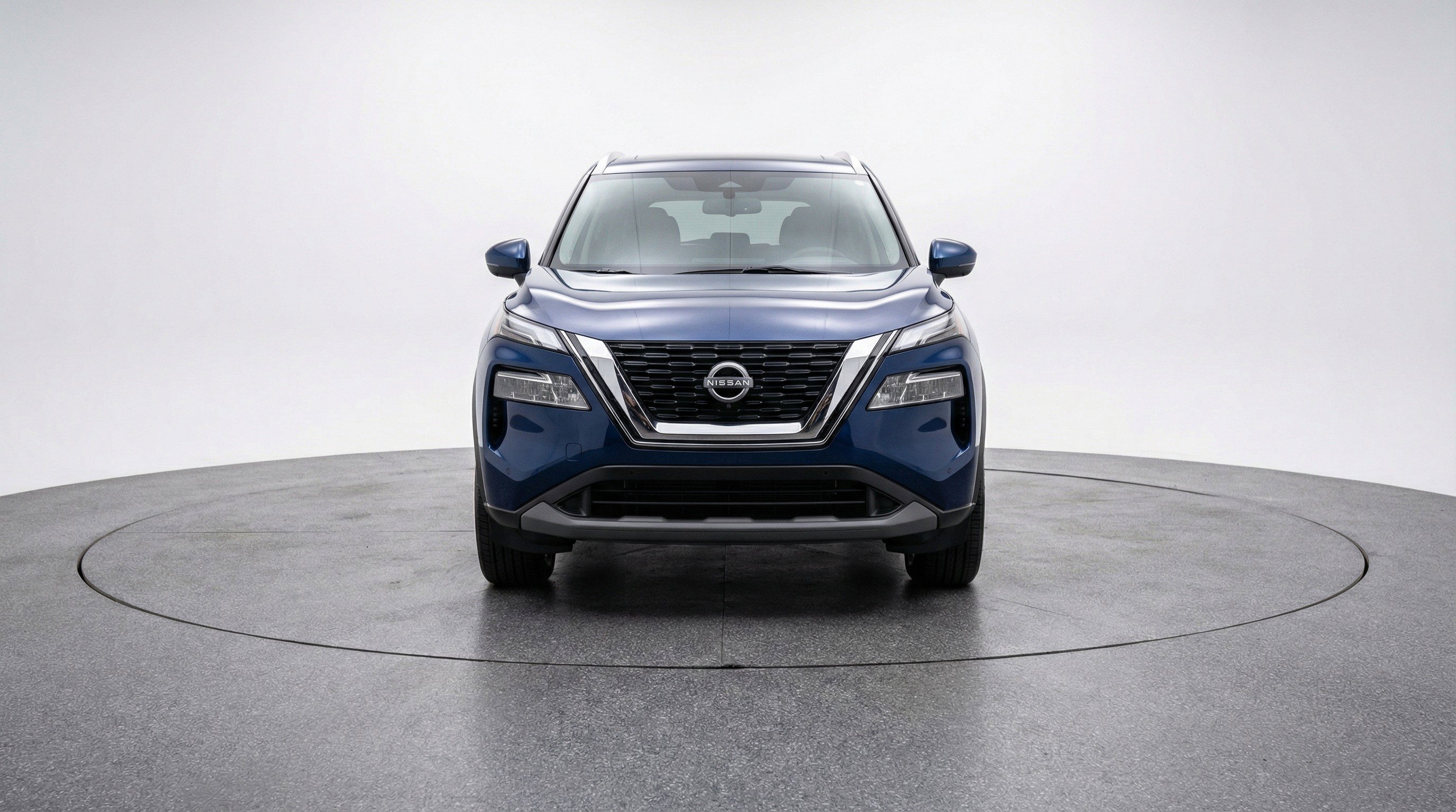 Used 2025 Nissan Rogue SV FWD image 2