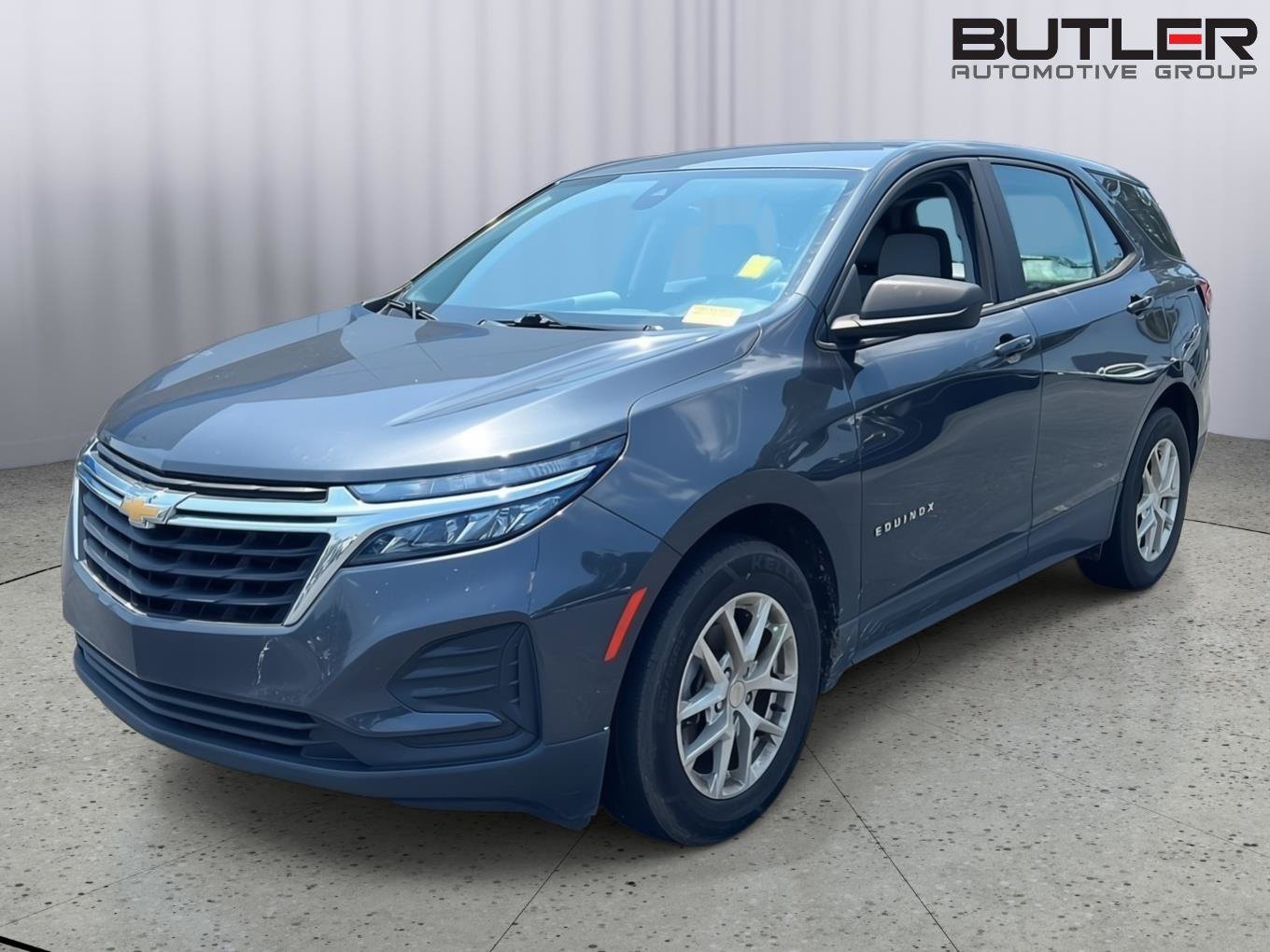 Used 2022 Chevrolet Equinox LS FWD image 11
