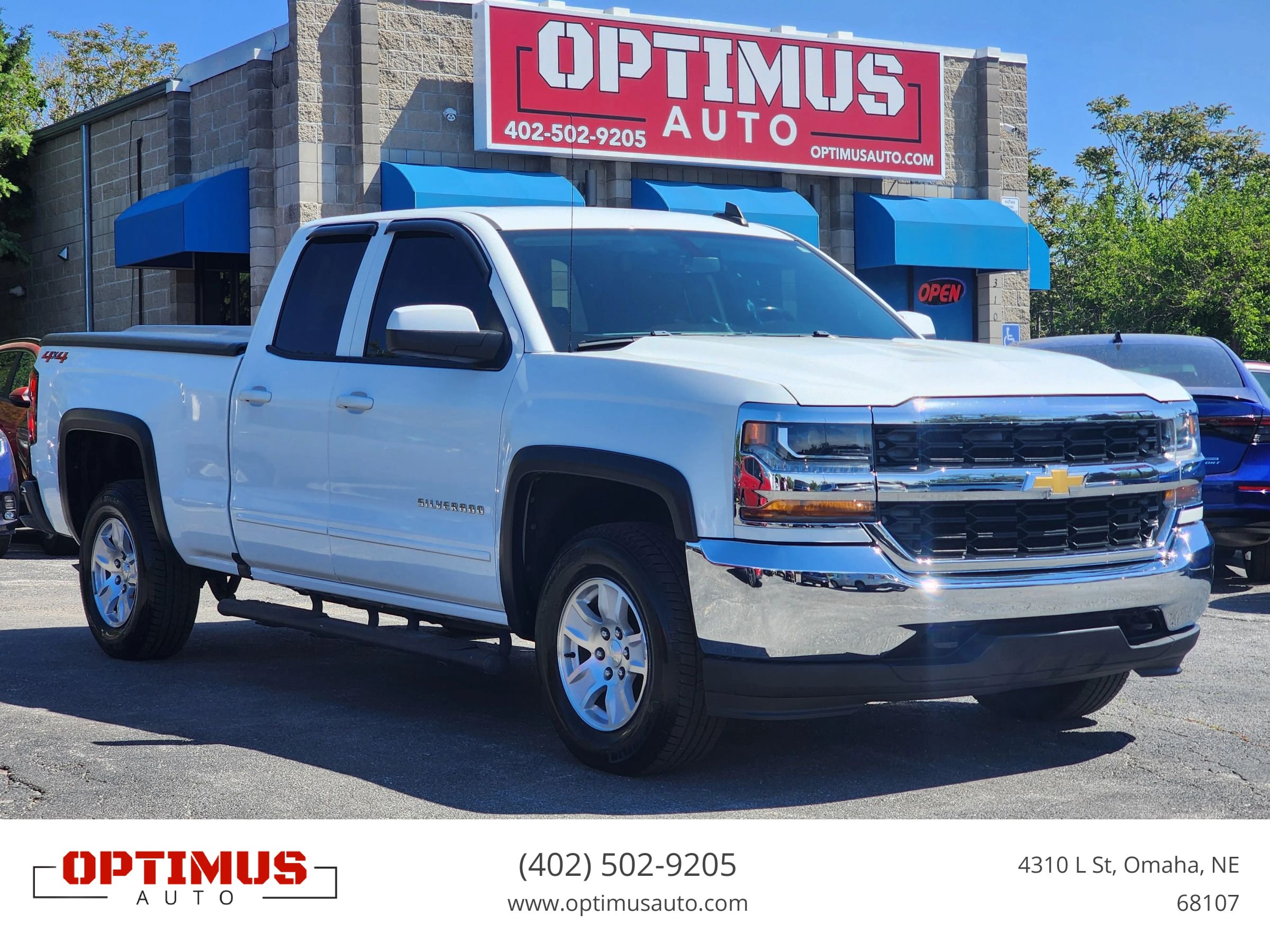 Used 2019 Chevrolet Silverado 1500 LT AWD/4WD image 1