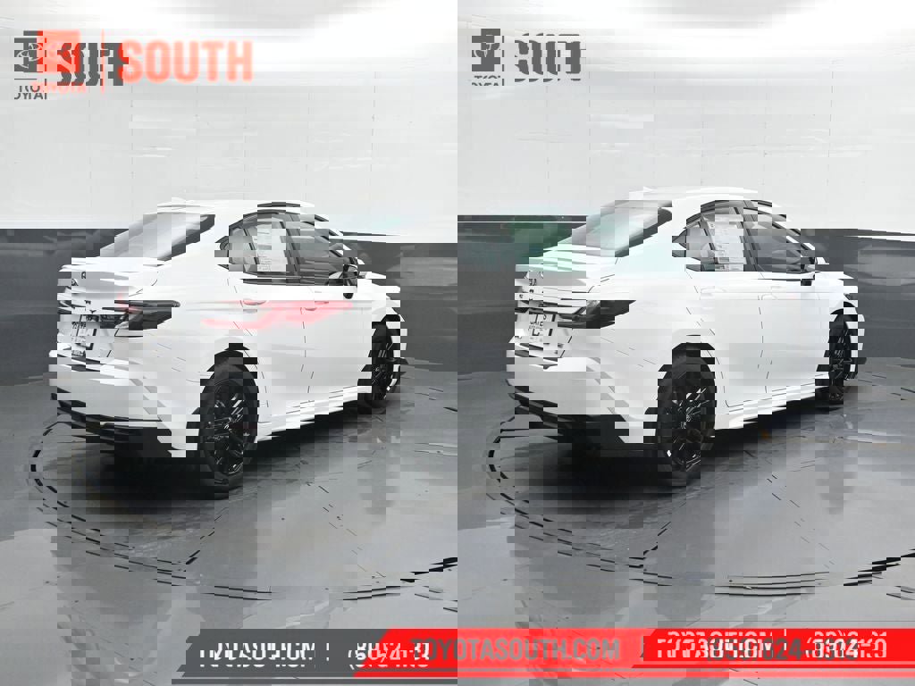 New 2026 Toyota Camry SE image 2