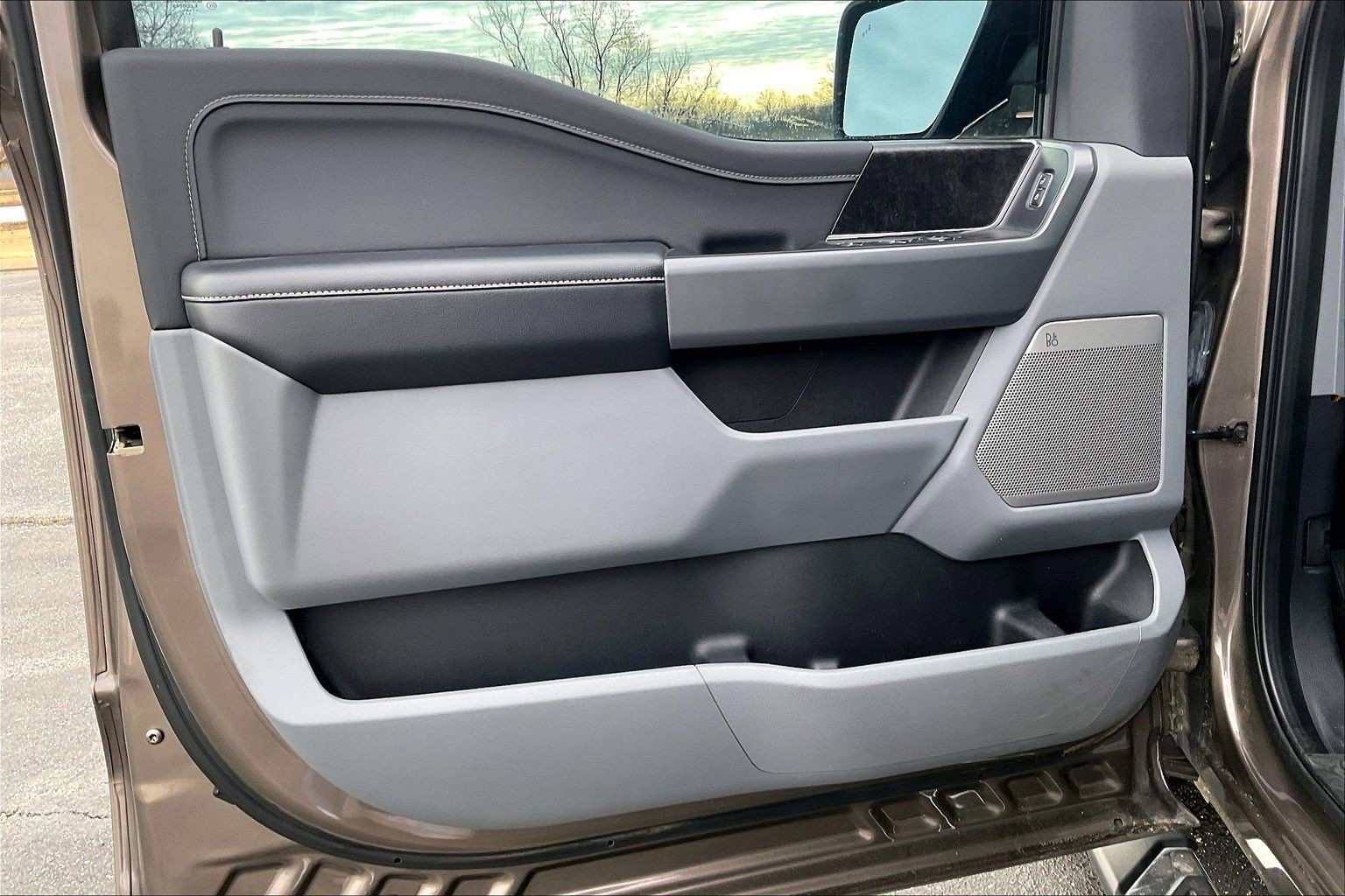 Used 2021 Ford F150 XLT w/ Equipment Group 302A High image 18