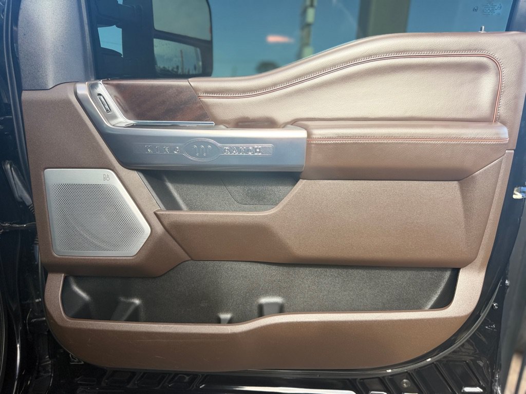 Used 2023 Ford F350 King Ranch w/ Chrome Package AWD/4WD image 46