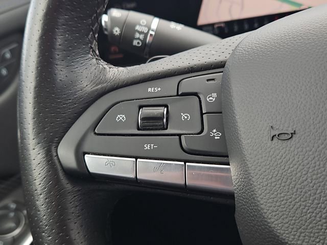 Used 2024 Cadillac XT4 Sport w/ Cold Weather Package FWD image 7