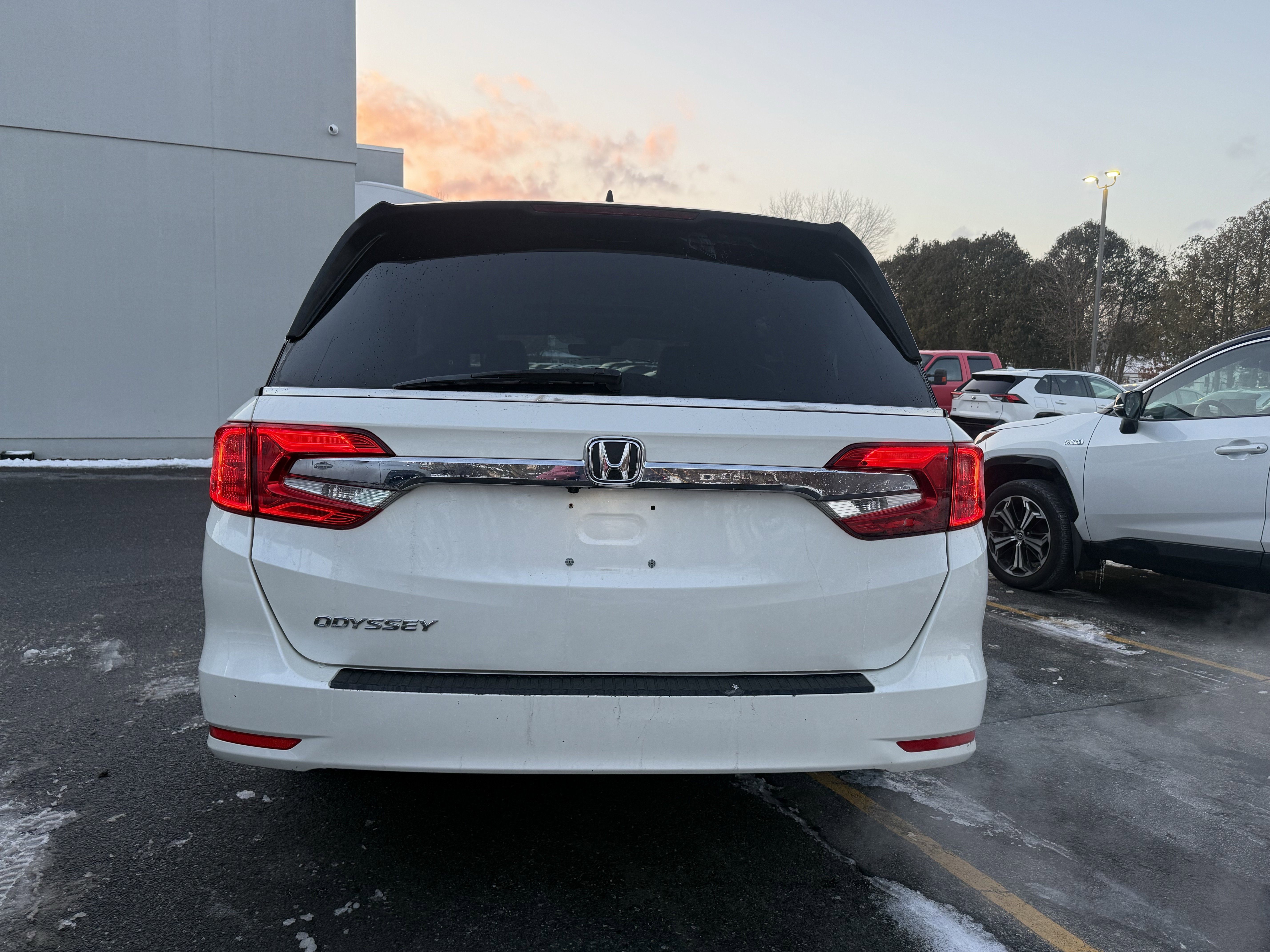 Used 2018 Honda Odyssey EX-L image 11