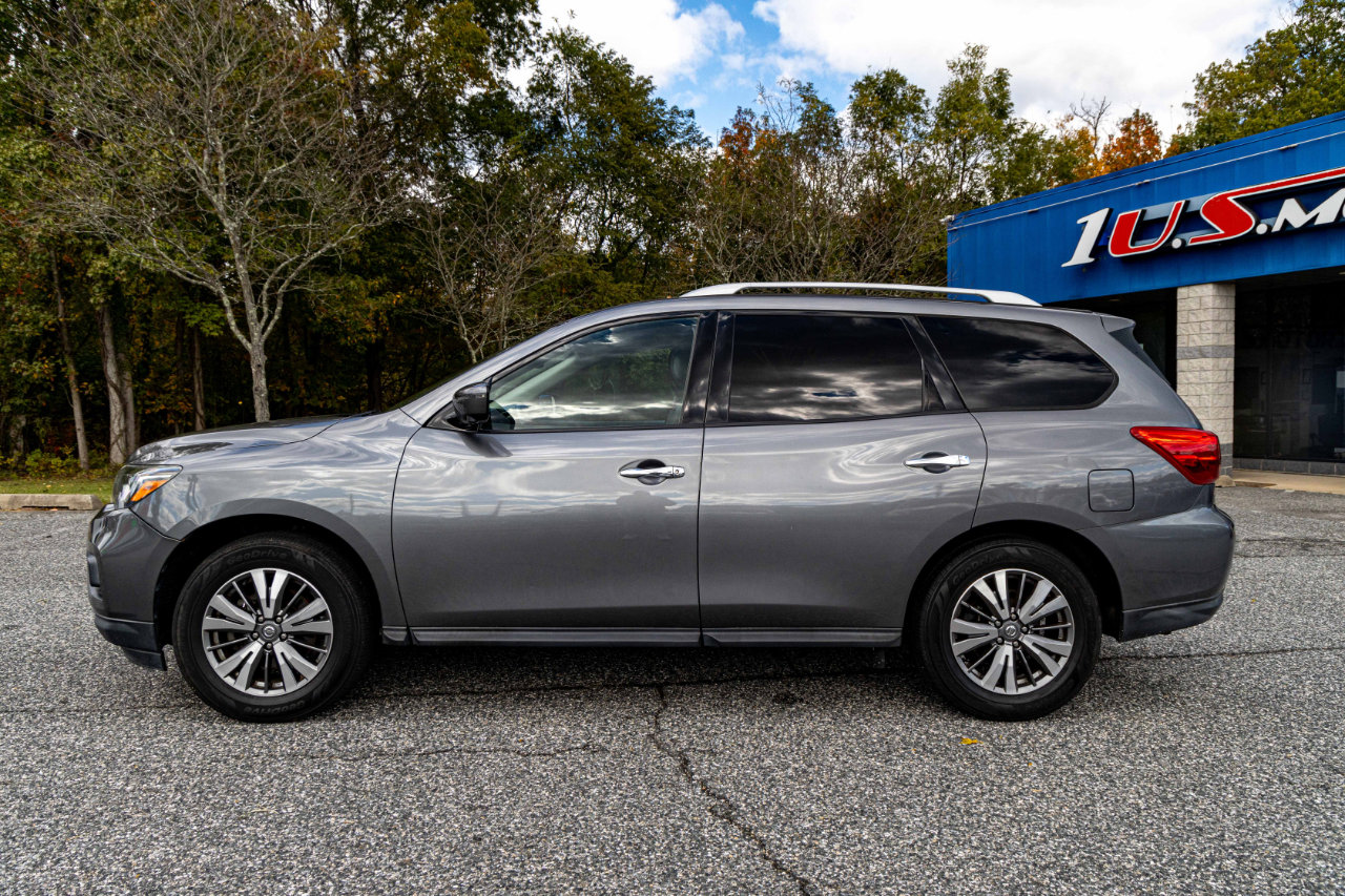 Used 2020 Nissan Pathfinder SL image 3