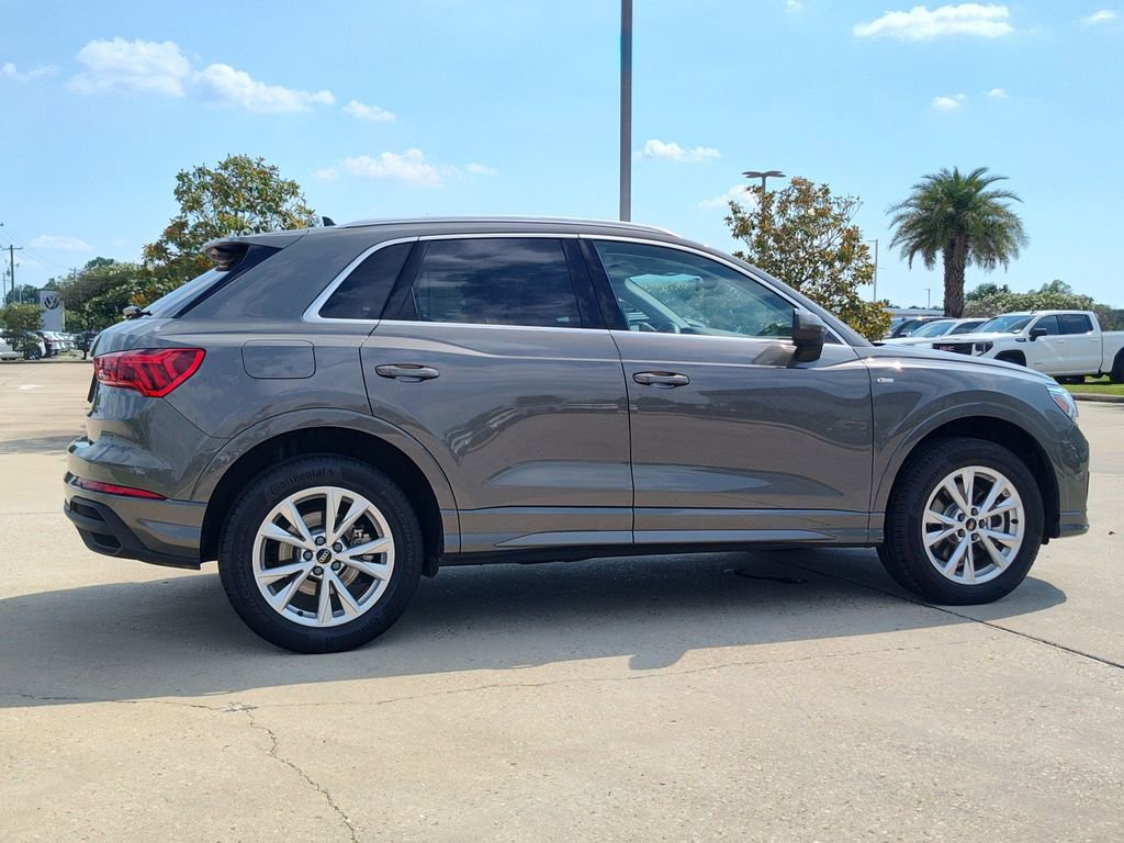 Used 2025 Audi Q3 2.0T Premium w/ Convenience Package AWD/4WD image 12