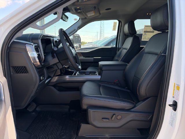 New 2027 Ford F450 Lariat w/ Lariat Ultimate Package AWD/4WD image 15