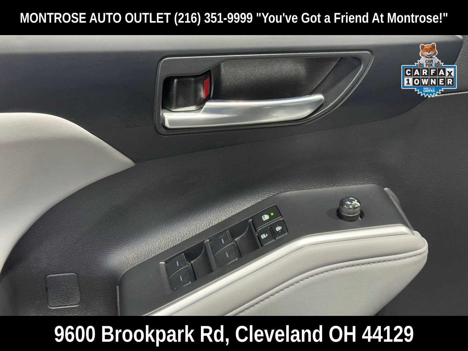 Used 2023 Toyota Highlander XLE image 12