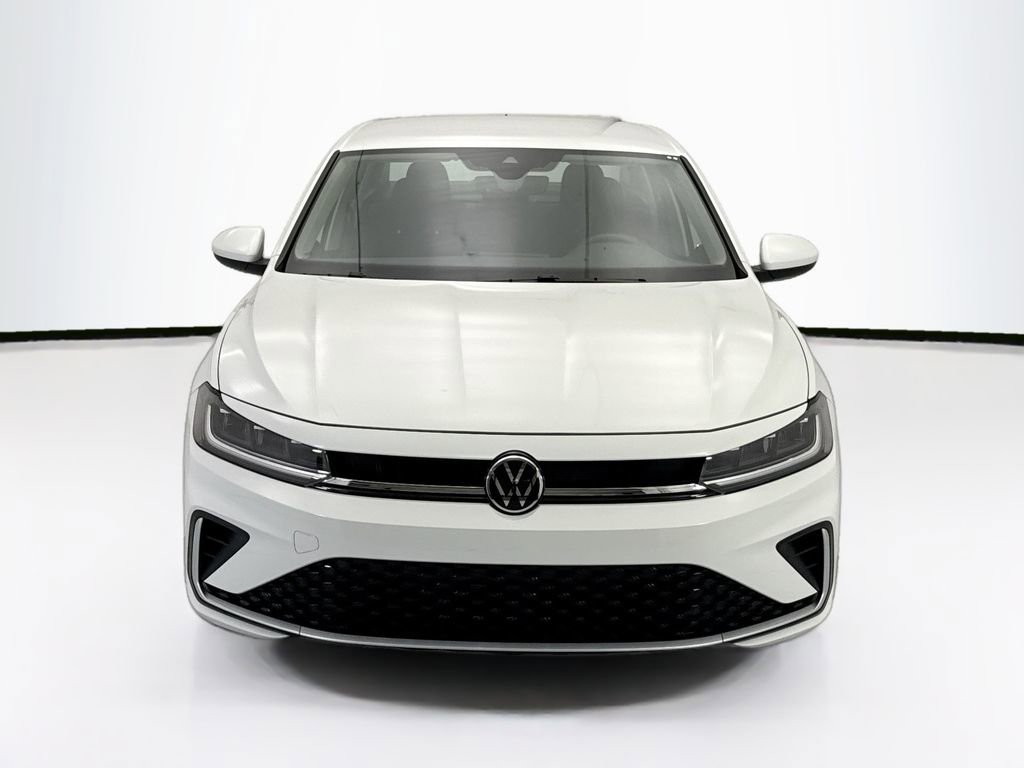 Used 2025 Volkswagen Jetta S image 2