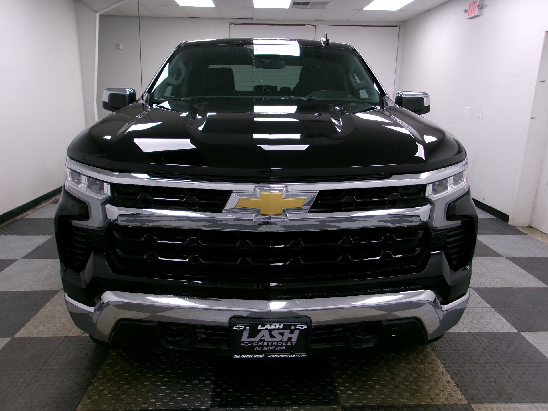 Used 2024 Chevrolet Silverado 1500 LT w/ Protection Package image 14