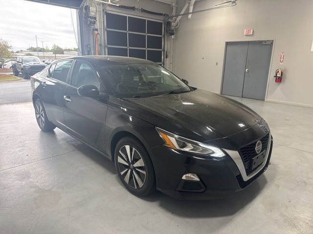 Used 2022 Nissan Altima 2.5 SV image 21