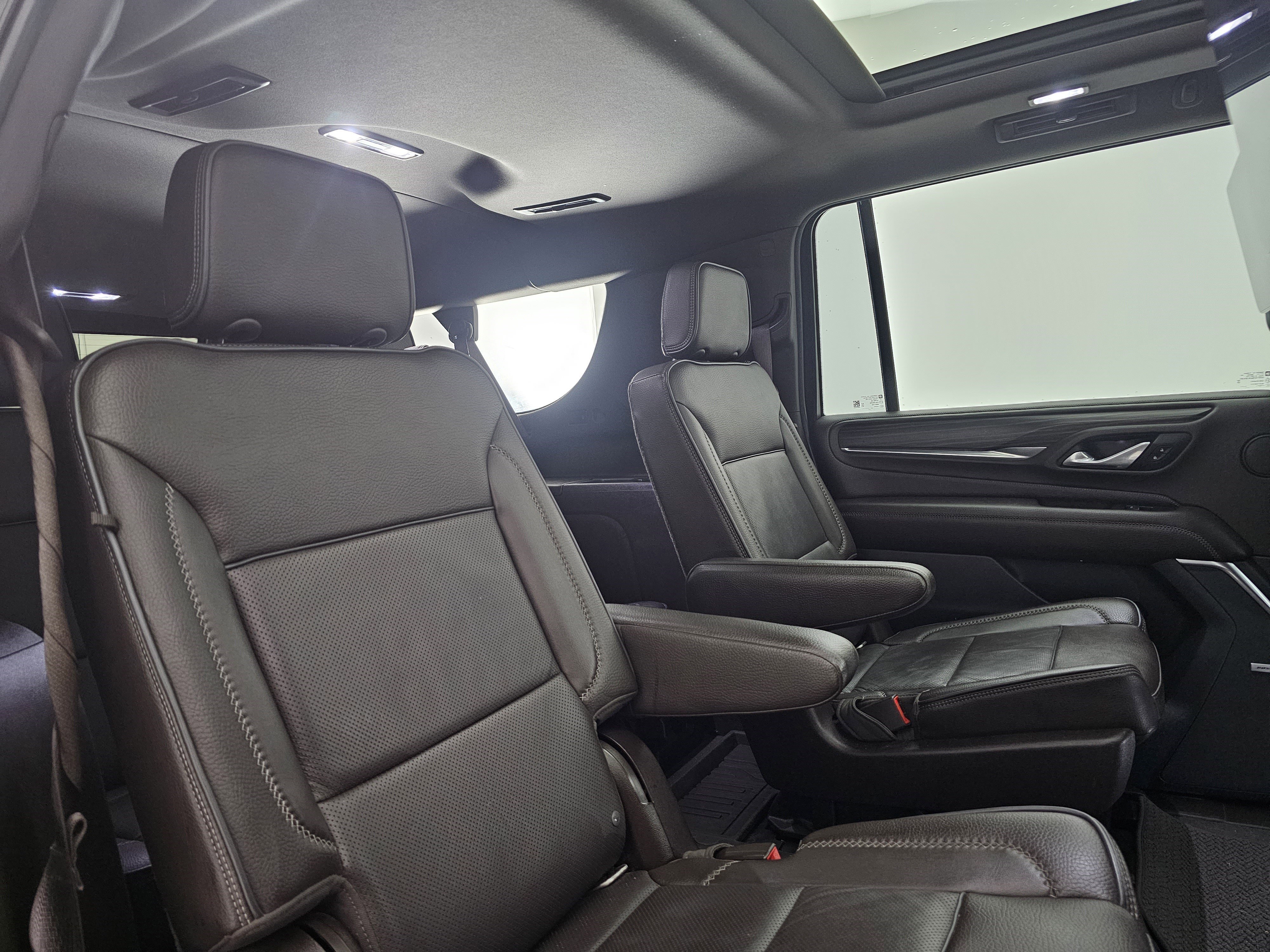 Used 2021 GMC Yukon XL Denali image 21