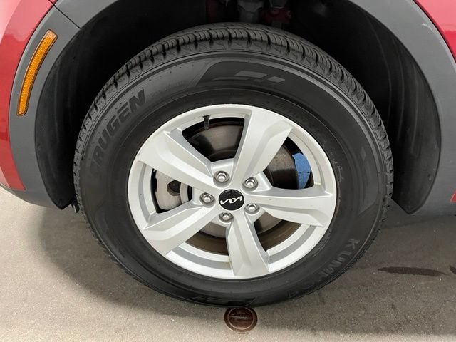 Used 2022 Kia Sorento LX AWD/4WD image 28