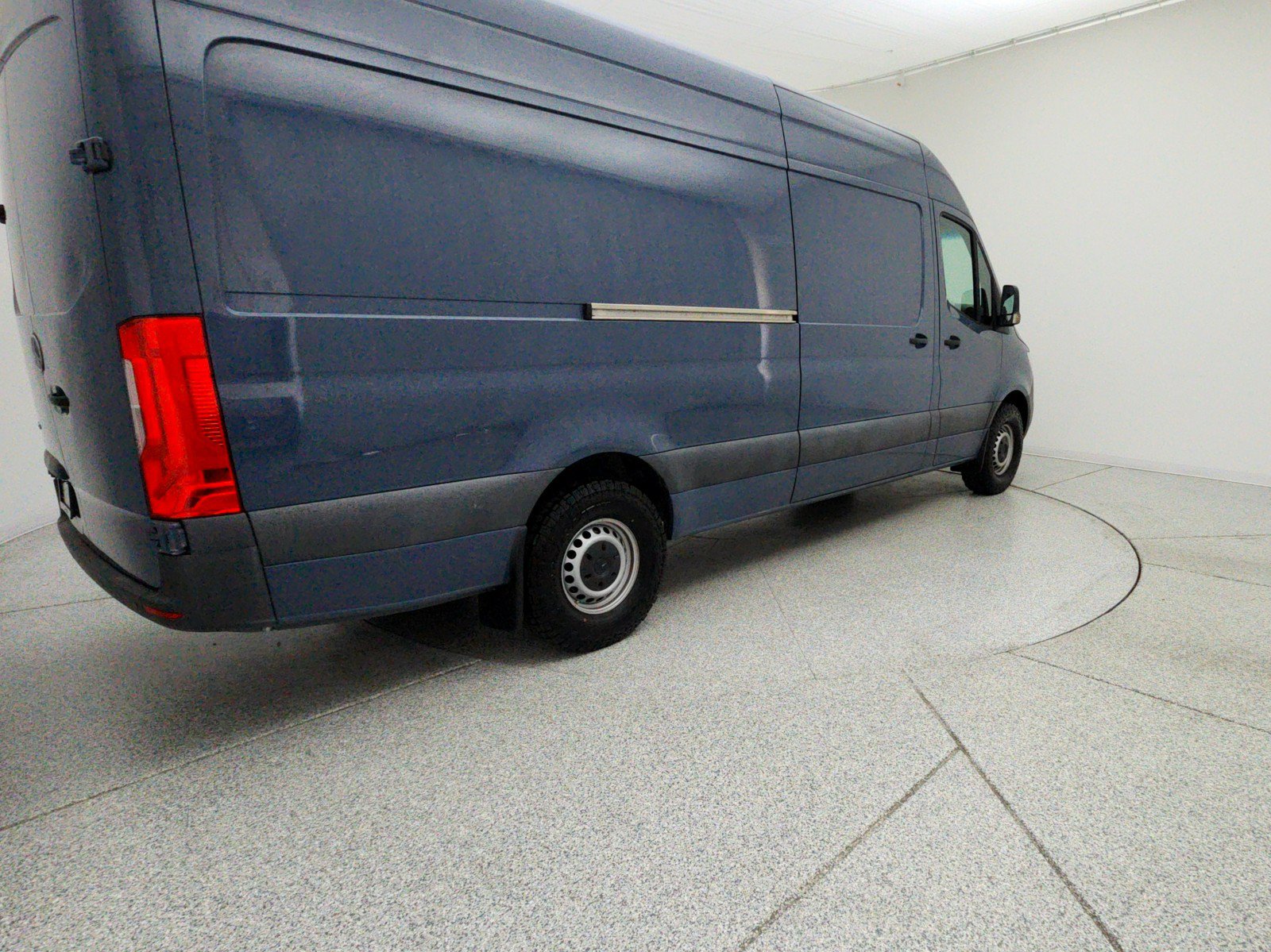Used 2019 Mercedes-Benz Sprinter 170 image 7