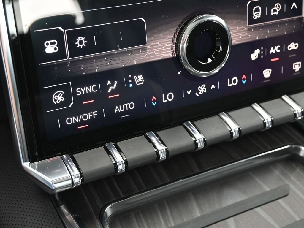 New 2025 GMC Sierra EV Denali image 24