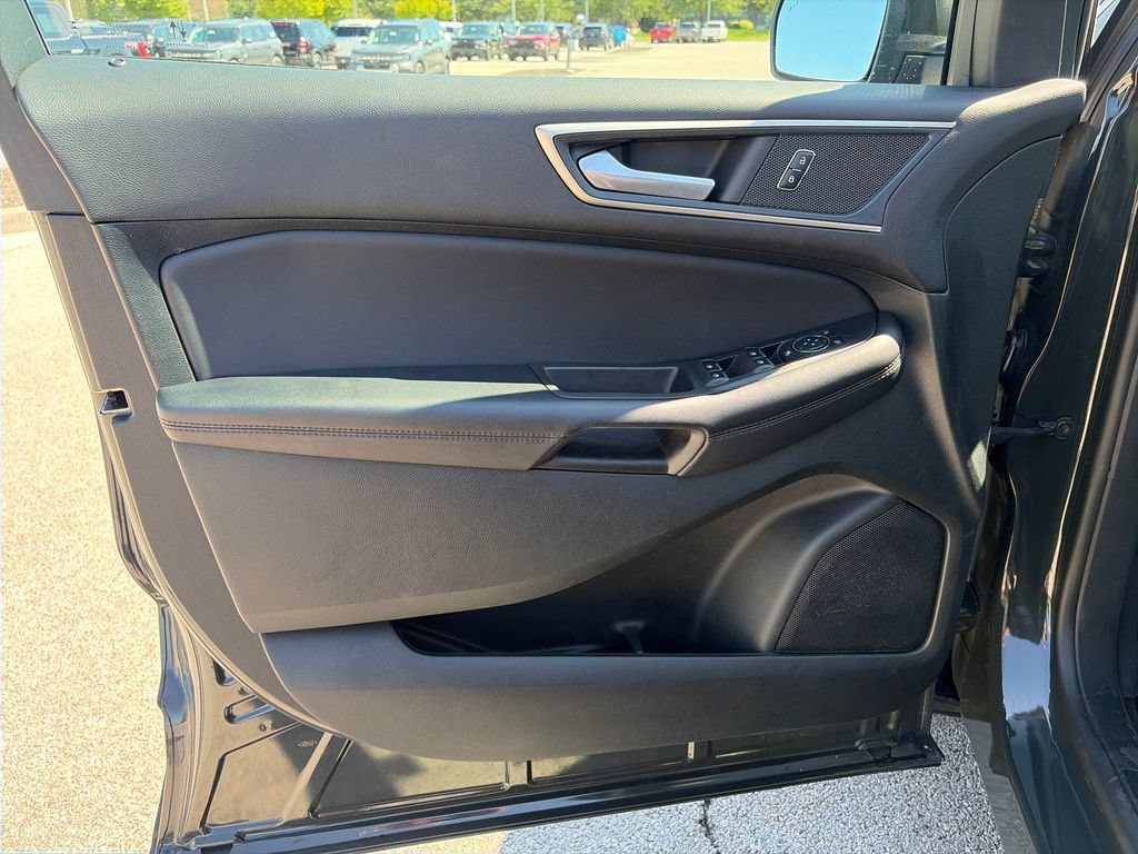 Used 2024 Ford Edge SEL w/ Convenience Package AWD/4WD image 13