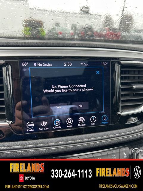 Used 2018 Chrysler Pacifica Limited image 19