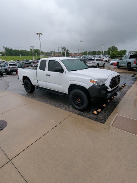 Used 2022 Toyota Tacoma SR RWD image 12