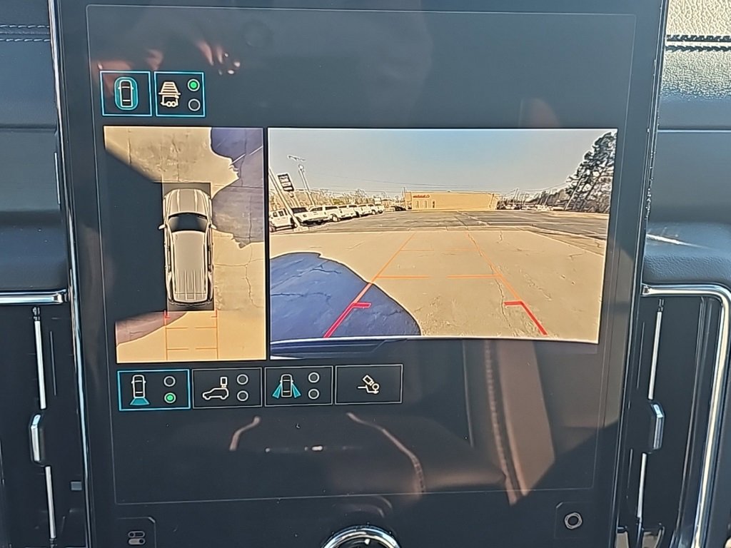 Certified 2025 GMC Yukon Denali image 22