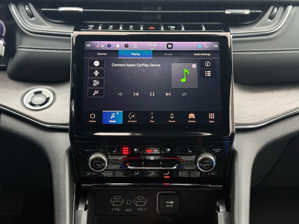 Used 2023 Jeep Grand Cherokee L Overland image 22