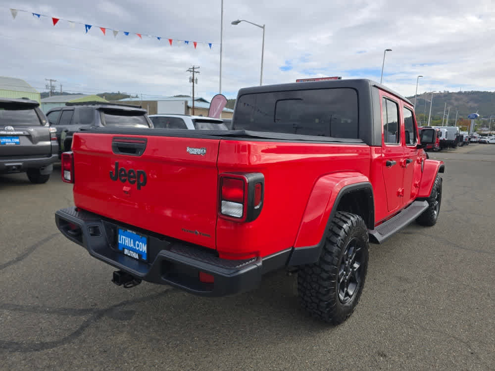 Used 2023 Jeep Gladiator Sport image 5