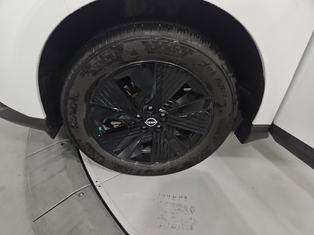Certified 2025 Nissan Murano SV AWD/4WD image 27